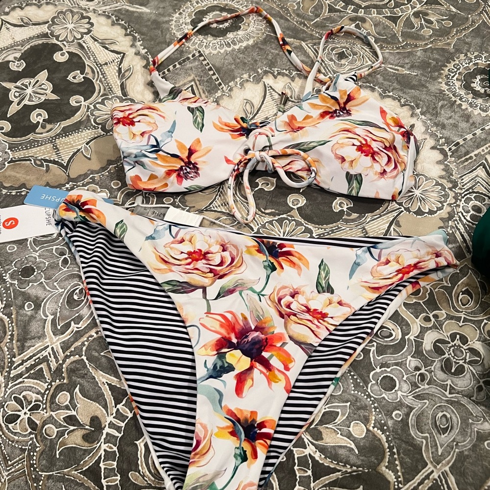 2 Cupshe Swimsuits